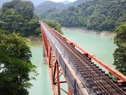 TNTN̉䃌C{[ubW̓eʐ^5