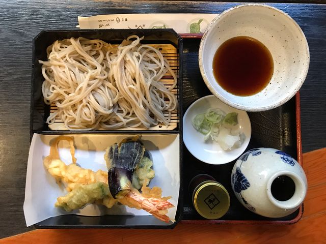 �Ȃ̐H�ׂ��V�Ղ炻�΂ł��B_�N�C�`���΁@���ނ炻�Ζ{�X