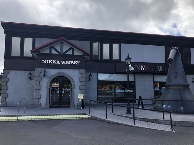 �p���t���b�g�݂����ȉ����̎ʐ^�I_�j�b�J�E���X�L�[�]�s������