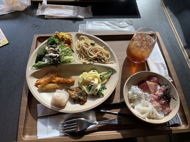 �F��Ȏ�ނ���܂����B
_�����z�e�����O�� �t�H���e���u���[