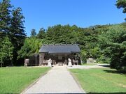 �L������̐^��{�̓��e�ʐ^2