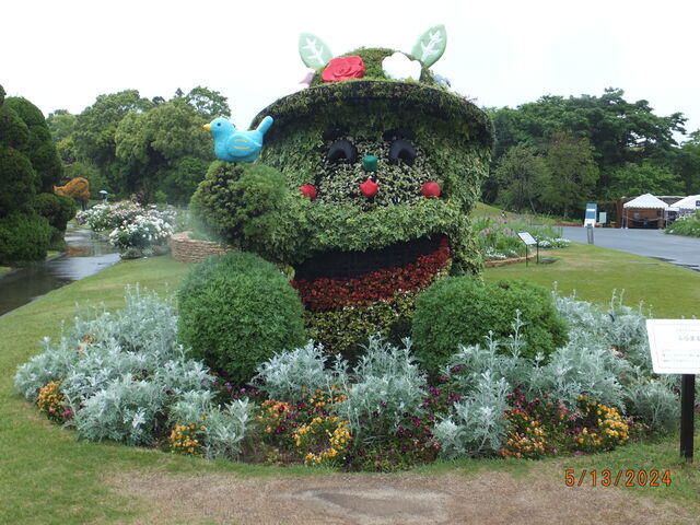 O`̂͂܂܂t[p[N̓eʐ^1