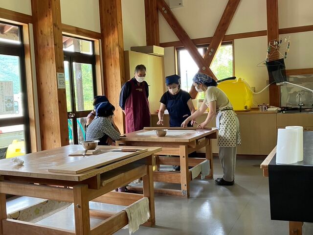 ���Αł��̌�_�Ȃ���y�_��y�������͂�