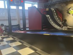 �̃��b�N����̃��S�����h�E�f�B�X�J�o���[�E�Z���^�[���ւ̓��e�ʐ^1