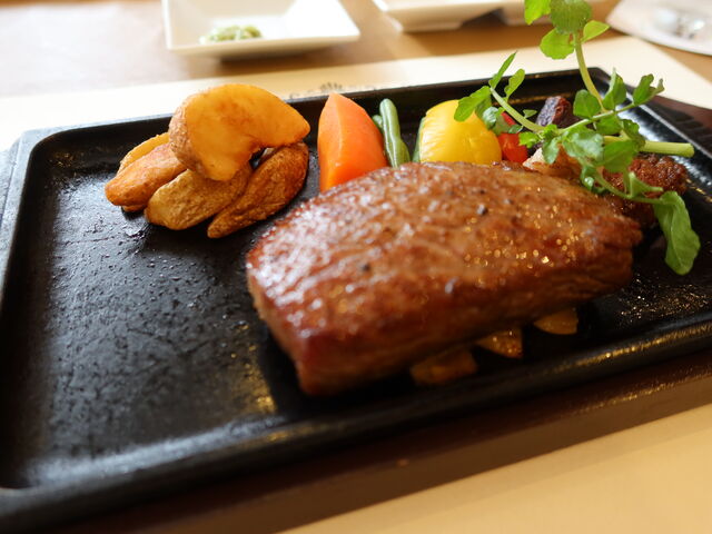 yosshỹXg CCW}̓eʐ^4