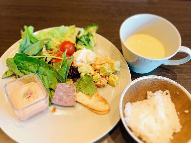 �T���_�o�C�L���O_�z�e���j���[�A�J�I