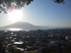 gV[̏RW]isjւ̓eʐ^1