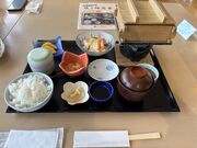 �����ς���̃}�����e���X�����⃌�X�g�����i������񂢂������j�̓��e�ʐ^1