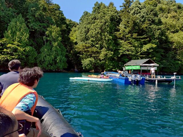 �J�k�[����ւ̓��[�^�[�{�[�g�ňړ�_����A�E�g�h�A�Z���^�[(�X)