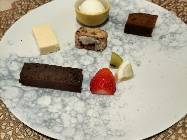 �f�U�[�g�v���[�g�i�h�����N�t���j�@+500�~_�U����C�r�A�{��