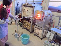 �ɍ��ۃK���X�H�[�@���X�̎ʐ^2