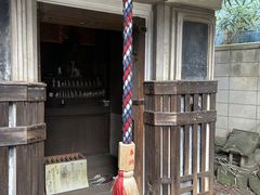 �y���M������̑���l�Êقւ̓��e�ʐ^1