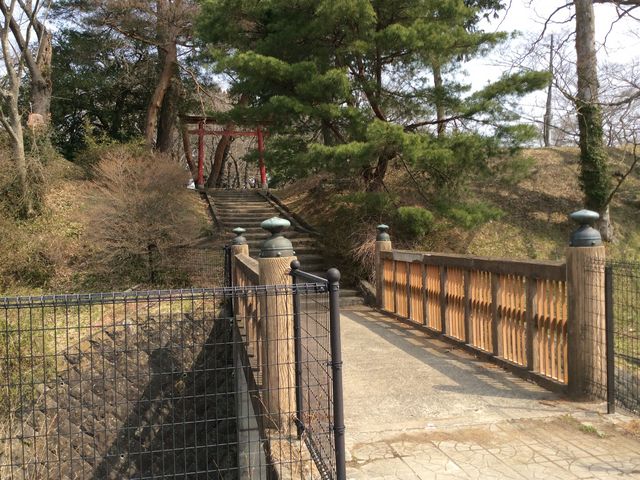 ������i�����隬�j