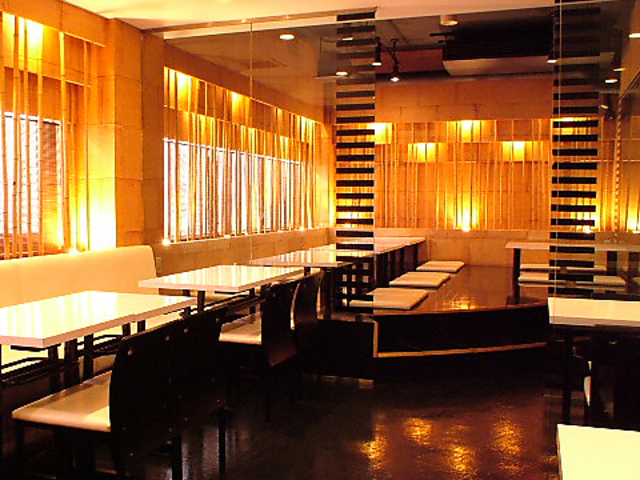 �_�C�j���O�o�[ �^��l�̎ʐ^1