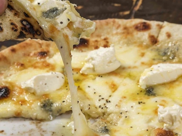 i|̐H Ao[^ Ao[^ ALBERTA ALBERTA }rX̎ʐ^1