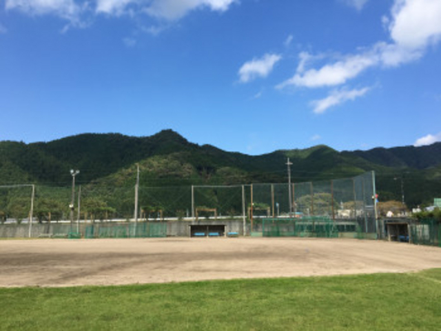 �T���E�X�|�[�c�����h����