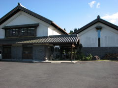 伊賀焼伝統産業会館の写真1