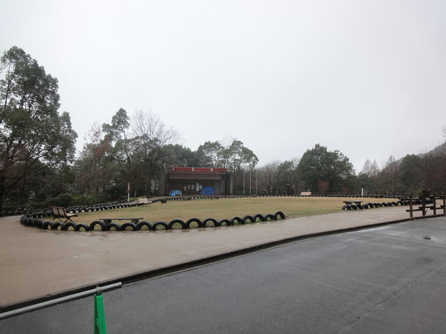 �Q�P���I�����̐X