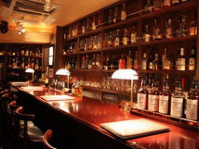 BAR HERMIT EAST�̎ʐ^1