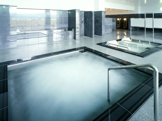 �o�C�u���o�X_SPA��HOTELRESORT�@�ӂ�̃��e�[��