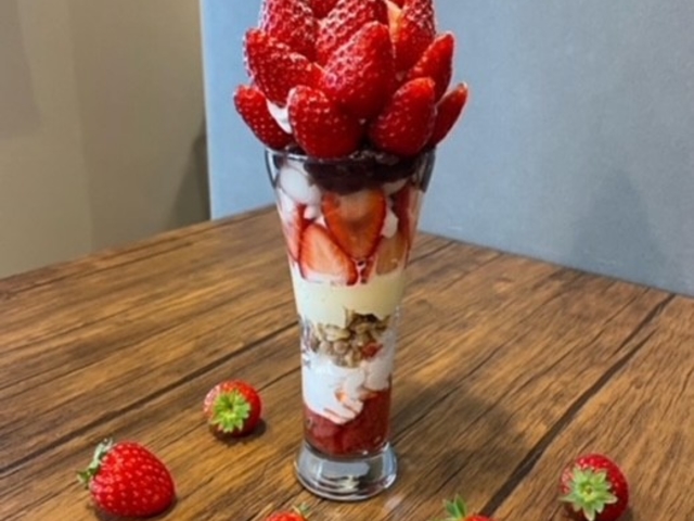 �G�߂��Ƃ̃X�C�[�c�p�t�F������܂�_�Θa�������ِ�