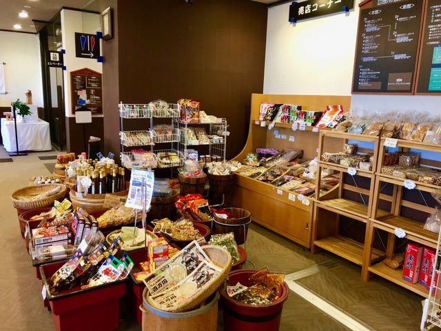 �t�����g���r�[�ɂ͔��X���B�����������َq������܂���_���[�g�C���O�����e�B�A���ɕ{