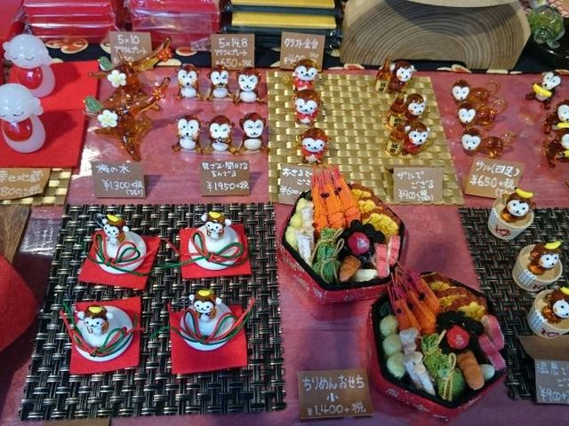 �K���X�̏������i�A�����ɐl�C�̏��i�ł��B_�k�C�����M�ό��l�͂ȃ^�N�V�[