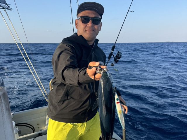 �f�B�[�v�W�M���O_�_�C�r���O�V���b�v�@�A�[�N�G���W�F��