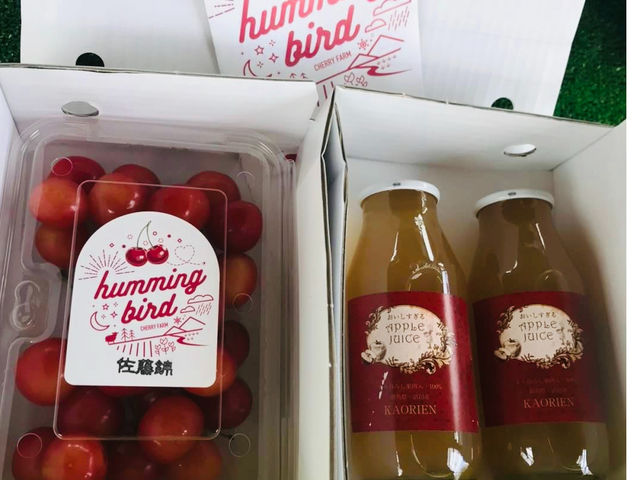 ���H�i�Ƃ̋l�ߍ��킹�M�t�g����܂�_humming bird