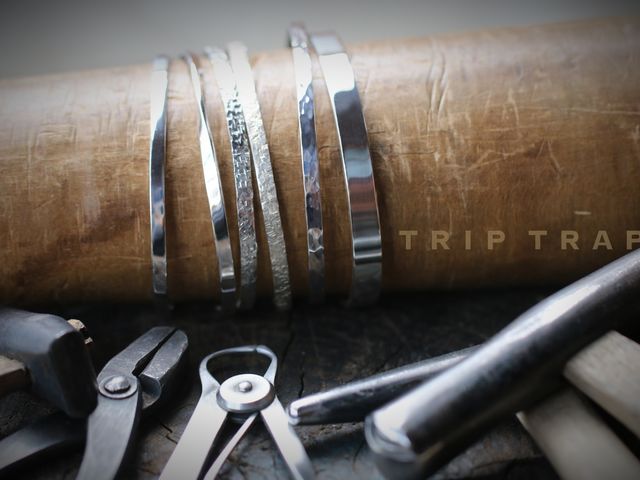 �V���o�[�o���O��
�C���[�W_Trip Trap