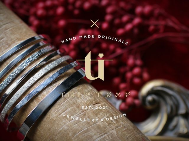 �V���o�[�o���O��
�C���[�W_Trip Trap