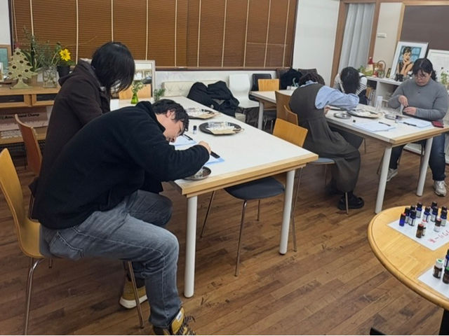 �J�b�v���A���Ƒ��A�F�l���m�A�O���[�v
�l�X�ȕ��X�ɂ��̌����������Ă܂��I
���s���ɂ����X�̕������������ł��I
���Бf�G�Ȏv���o������� _Ann.GrandClamp