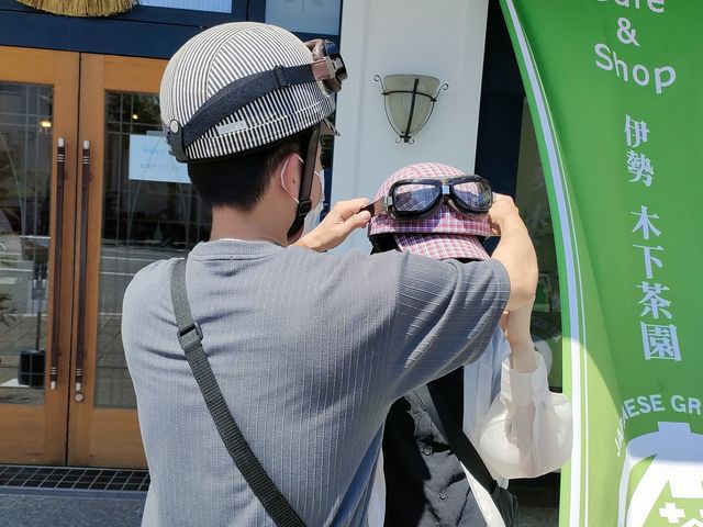 ���߂Ẵw�����b�g���D���Ȑl�ƈꏏ�ɑI�ׂ�_�ɐ��Ղ�����