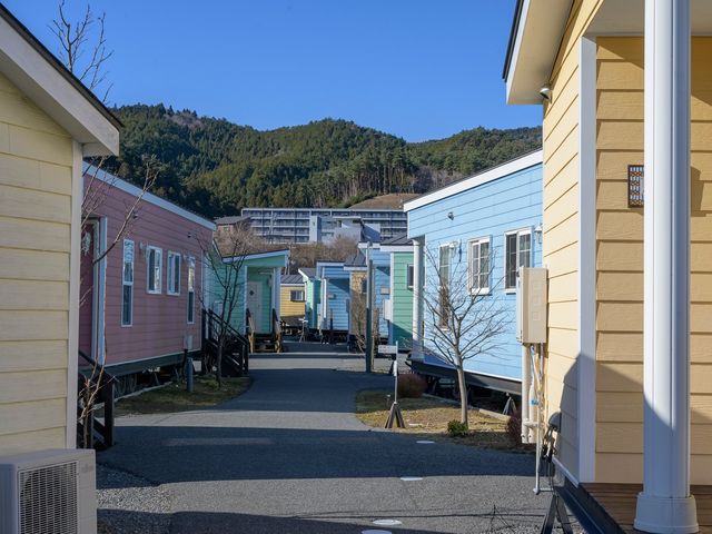 �ǂ����ٍ����̃g���[���[�n�E�X�r���b�W�B_�z�e���E�G���t�@��