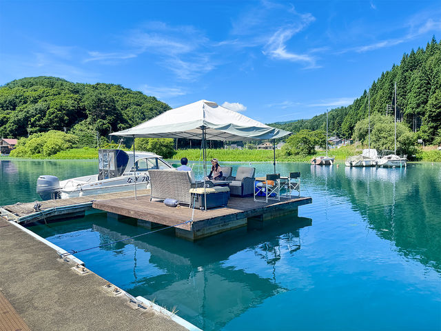 ���]�[�g�����ӂ�鐅��\�t�@�Z�b�g�ŁA���ʂɗh���Ȃ���ō��̋C���𖡂킢�܂��񂩁H�����Y��A�����̑u�����𖞋i���Ă��������I_JMRA�{�[�g�h���C�r���O �y���c��΁z