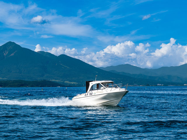 �΂ł̃{�[�g�͍ō��̋C���]���I���ʂɗh���A���������A���R�ƈ�̂ɂȂ鎞�Ԃ́A�܂��Ɏ����B�����Y��A�S�������̌��ł��B_JMRA�{�[�g�h���C�r���O �y���c��΁z