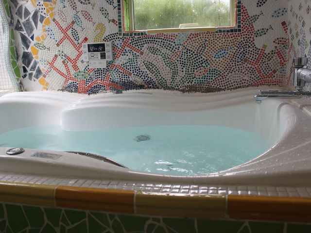 �_�����O�R�e�[�W �u���[�x���[�E�A�i�x�� ��������_Garden and Cottage ���Ɩ؂̎�