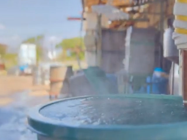 �V�R�D�`���y���Ă̍ŏ��̈���́A�ǎ��ȁu�D�`�v�𒊏o���邱�Ƃ���n�܂�܂��B_���ʃN���t�g�J�t�F