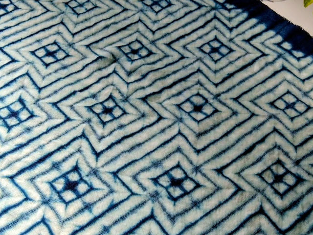 ���ŕ`�����{�̕��i�B
���S�҂ł��������d�オ��w�H�R�i��x_���ʃN���t�g�J�t�F