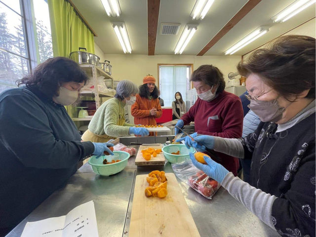 hC`̃[NVbv͏h҂ɍD]Bɂ͊iyYƂĎA鎖ł܂BoĂ̓Z~hC_炩āAƂĂÂĔł恙_Ȃ_