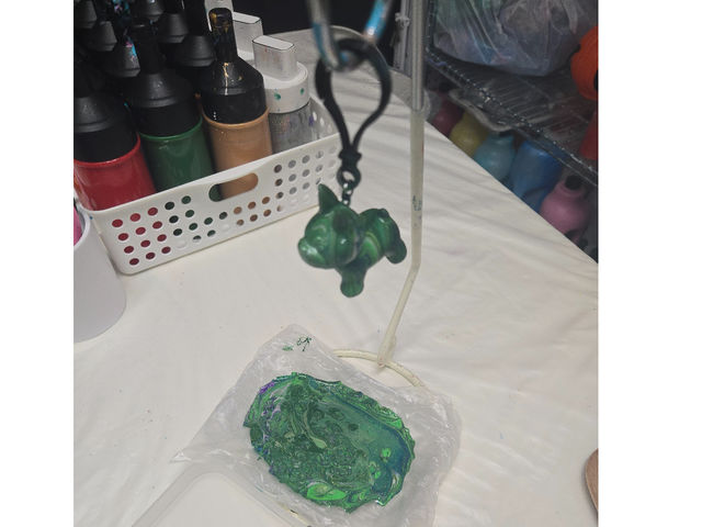 �u���h�b�O�̃L�[�z���_�[�o���オ��`!!_MYBEAR STUDIO TOKYO �ѓc��