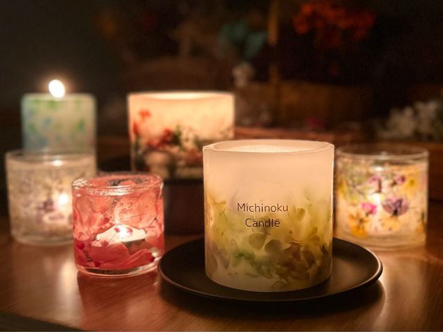 茧򒬂ɂMichinoku CandléAEY̒Ԃ5̐ÂȍH[łB
_Michinoku Candle