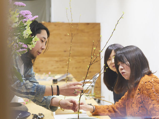 IKEBANA STUDIO �����΂ȋ��� �������