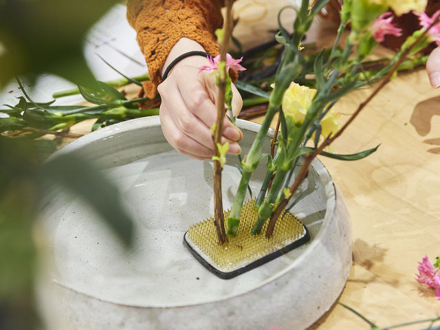 IKEBANA STUDIO �����΂ȋ��� �������