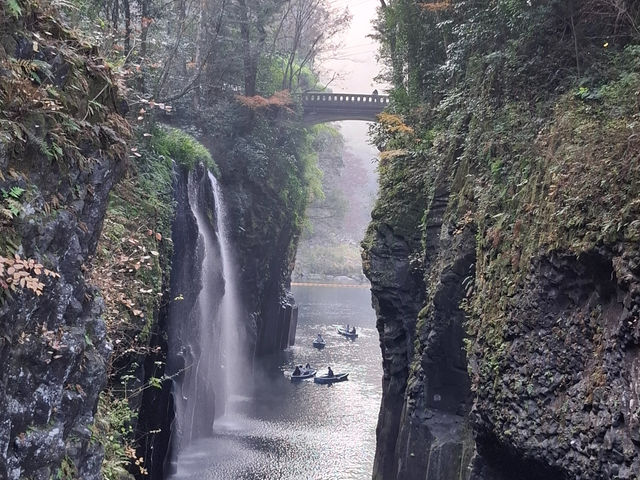 �~�̍���䋬_���̖������{