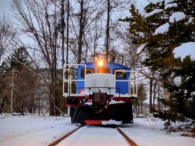 �[��ꎞ�̉^�s�B�ԗ��͒g�[������܂��B_�ԑ��S��