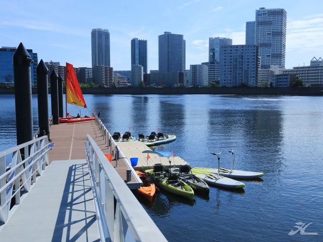 HOBIE BASE TOYOSU�̎ʐ^1