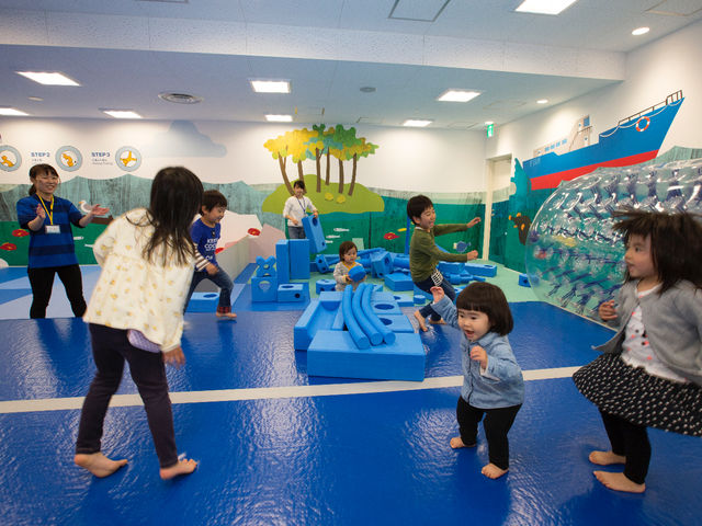 ANeBuGAŎv̂𓮂ėVԂƂł܂B_{[lh т̂ ^JV} Q[g^[[X