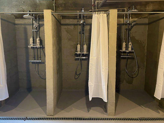 �V�����[���[��_���J�T���Z�b�g�r�[�`