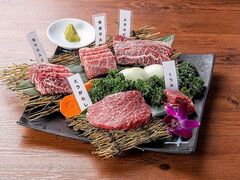 焼肉 すき焼き 純 天神警固店の写真1